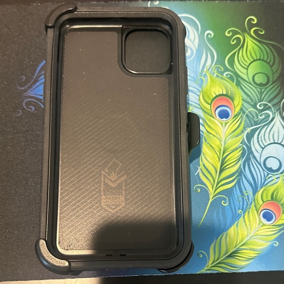 0tterbox Phone Case iPhone 11 Pro Max - Picture 1 of 2